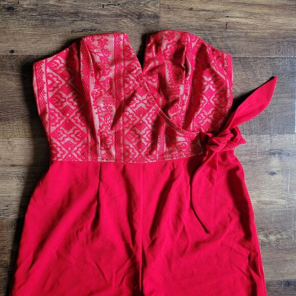 Francesca's Red Strapless Wide-Leg Jumpsuit NWT Women's Size Medium - Picture 10 of 15